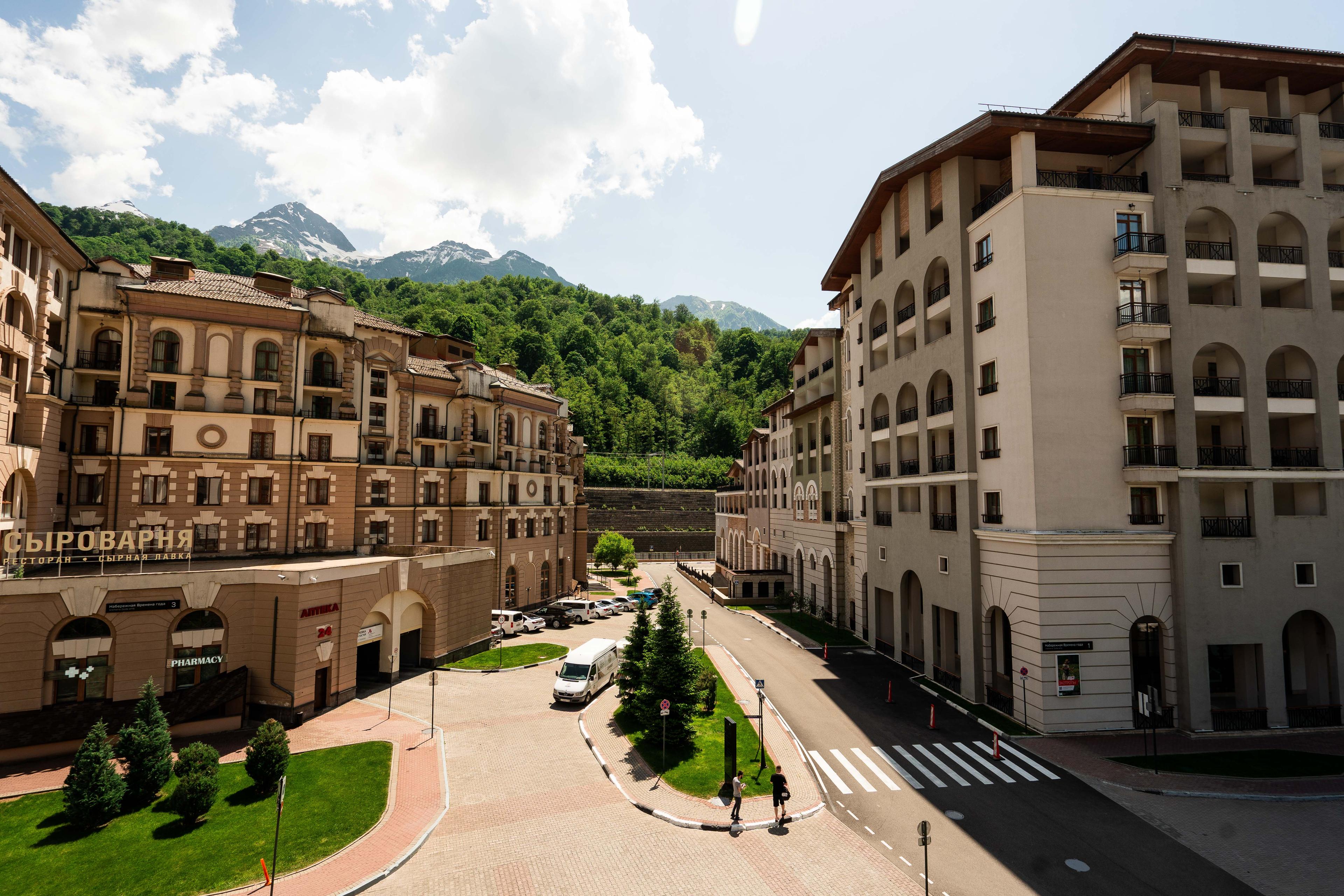 View from the balcony to the courtyard